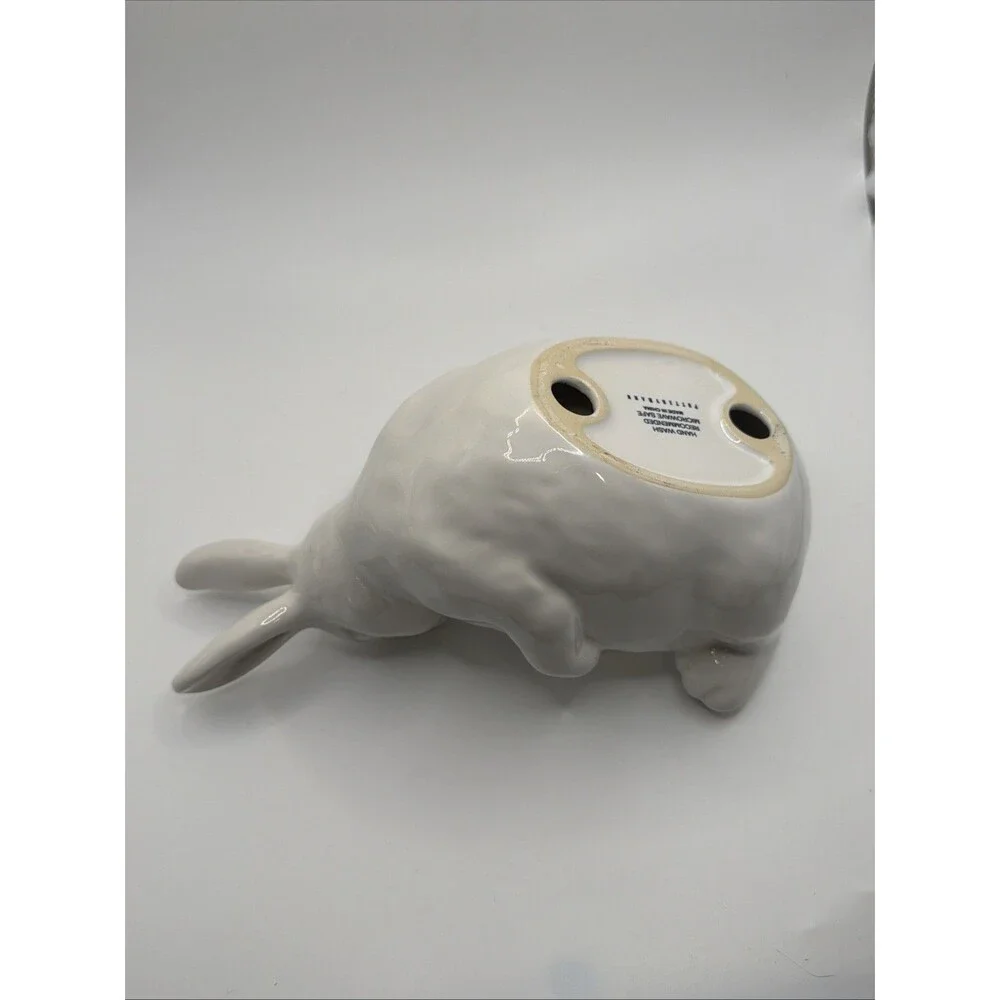 Pottery Barn White Easter Bunny/Rabbit Belly Bowl Porcelain Candy Dish